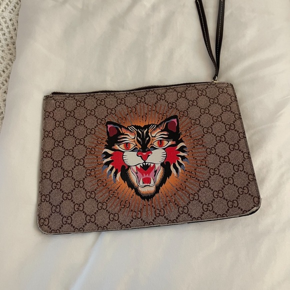 GG Supreme Angry cat pouch - Picture 1 of 3